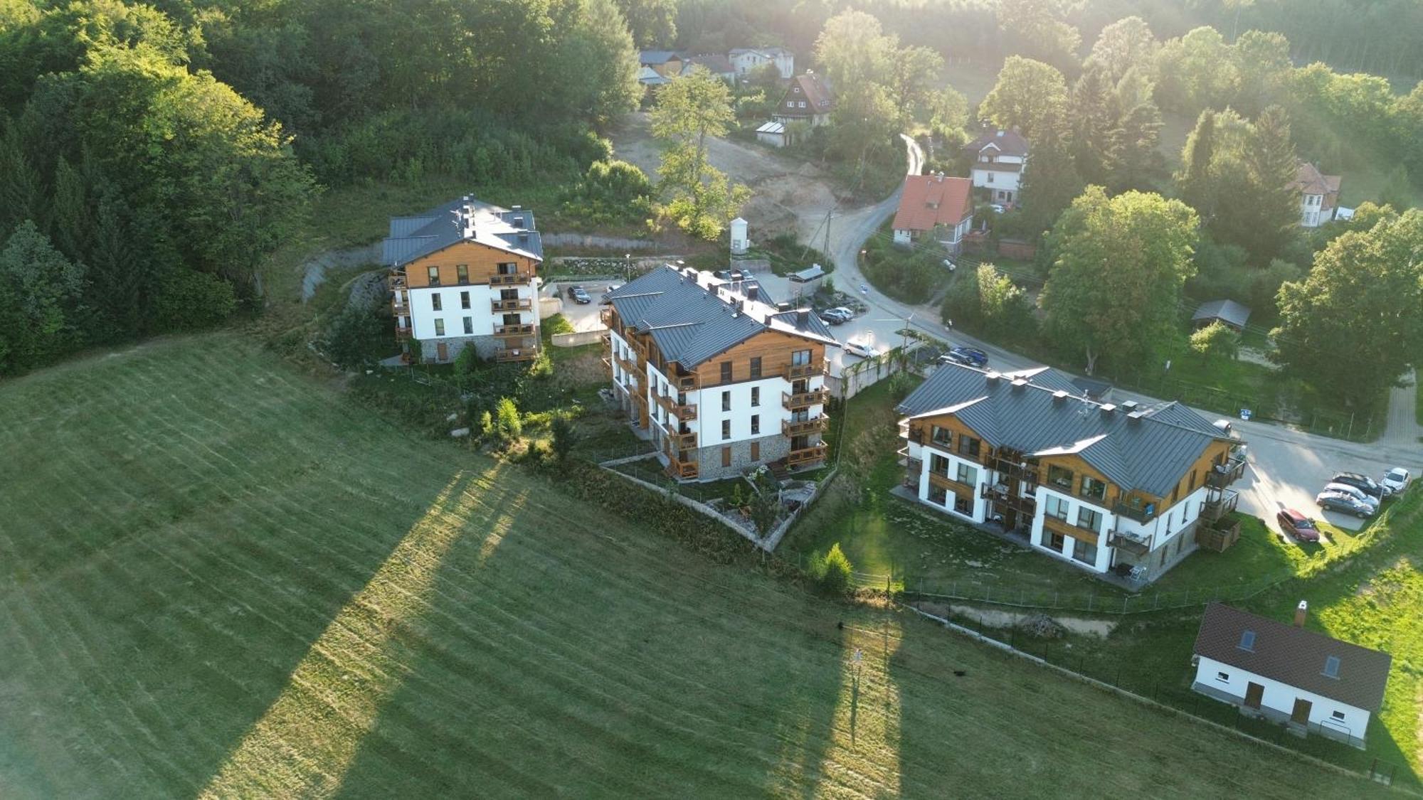 Modern Z Ogrodem Apartment