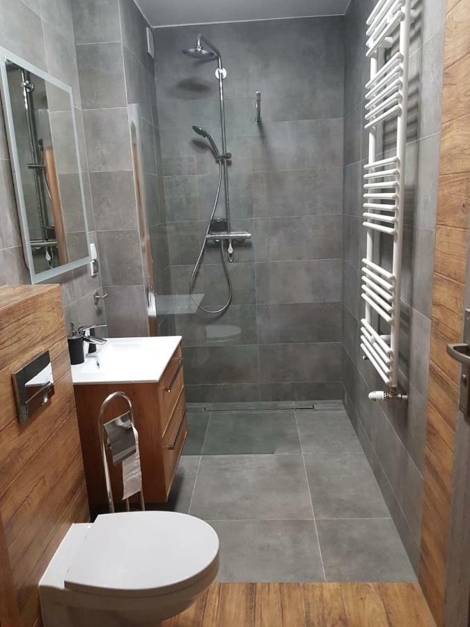 Modern Z Ogrodem